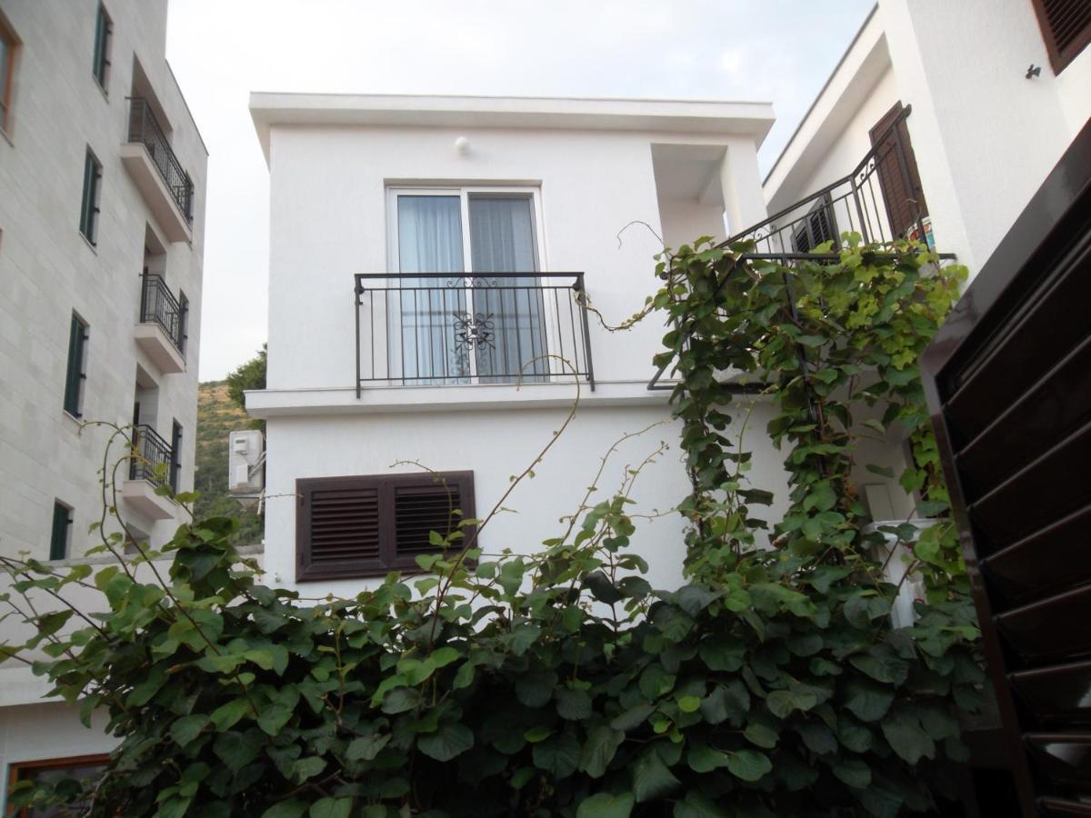 Guest House 4M Petrovac na moru Exterior foto