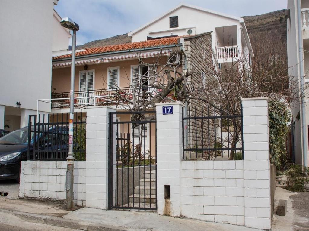 Guest House 4M Petrovac na moru Exterior foto